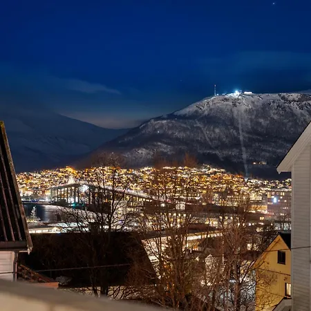 With A View And Parking Tromsø