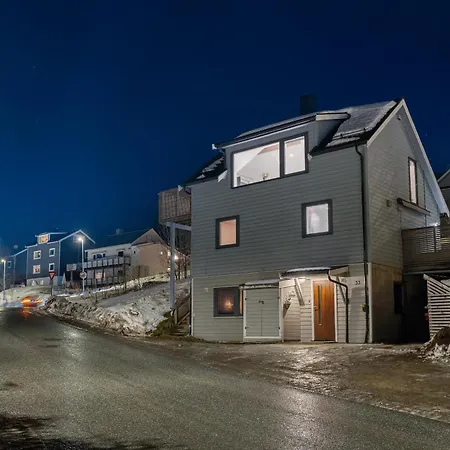 Apartman With A View And Parking *