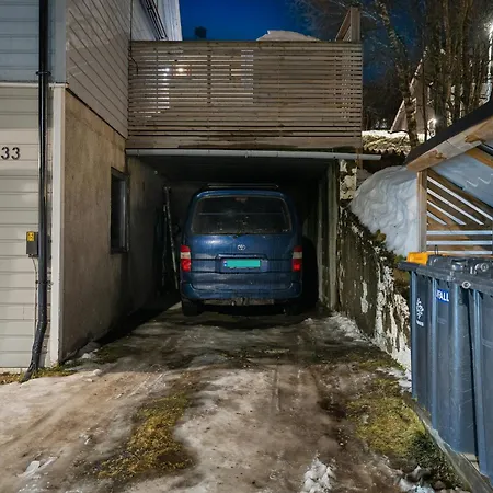With A View And Parking Apartman Tromsø