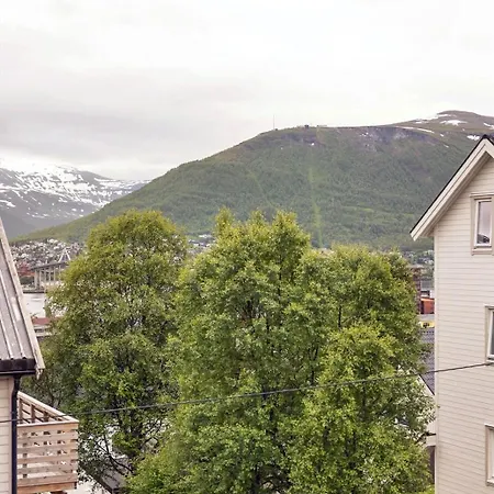 With A View And Parking شقة *